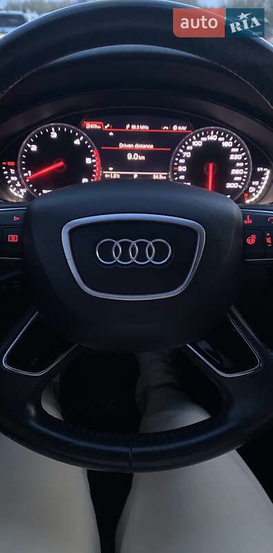 Седан Audi A6 2015 в Сумах