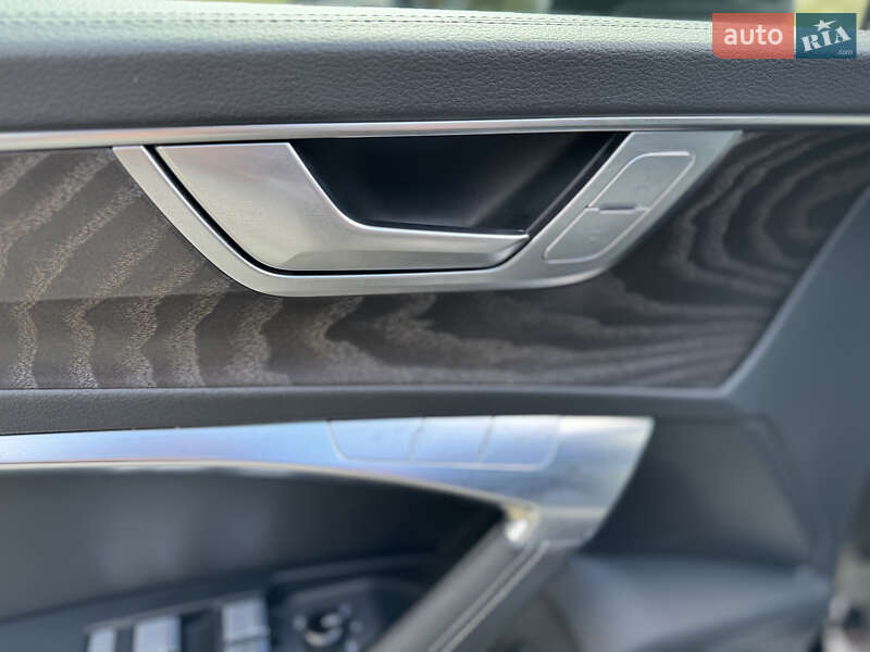 Седан Audi A6 2021 в Киеве