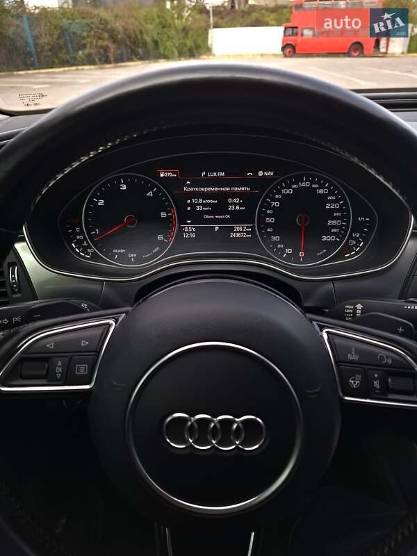 Седан Audi A6 2015 в Ужгороде