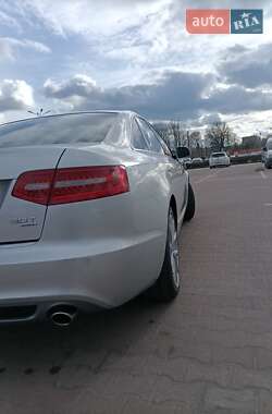 Седан Audi A6 2010 в 