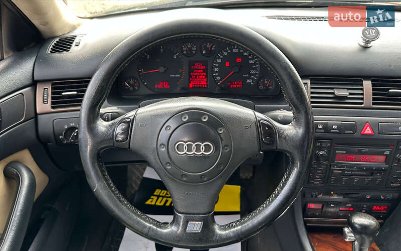 Седан Audi A6 2000 в Стрые