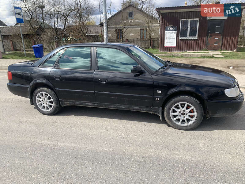 Седан Audi A6 1996 в Яворове