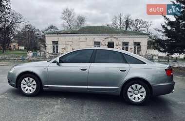 Седан Audi A6 2004 в 