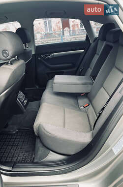 Седан Audi A6 2004 в 