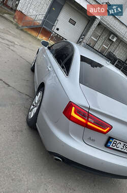 Седан Audi A6 2011 в 