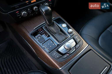 Седан Audi A6 2015 в 