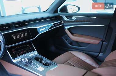 Седан Audi A6 2019 в 