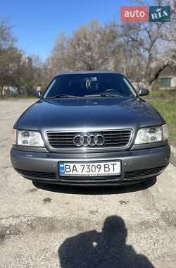 Седан Audi A6 1996 в 