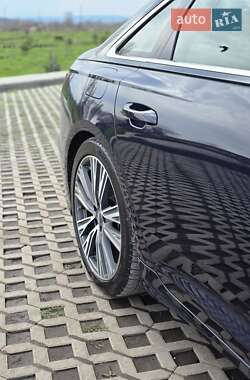 Седан Audi A6 2018 в 