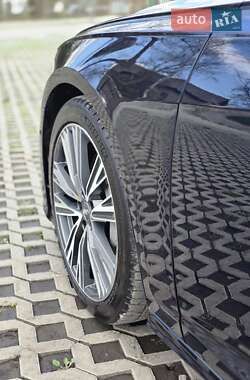 Седан Audi A6 2018 в 