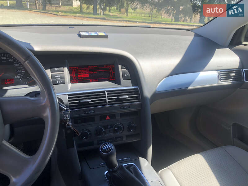 Седан Audi A6 2005 в Дубно