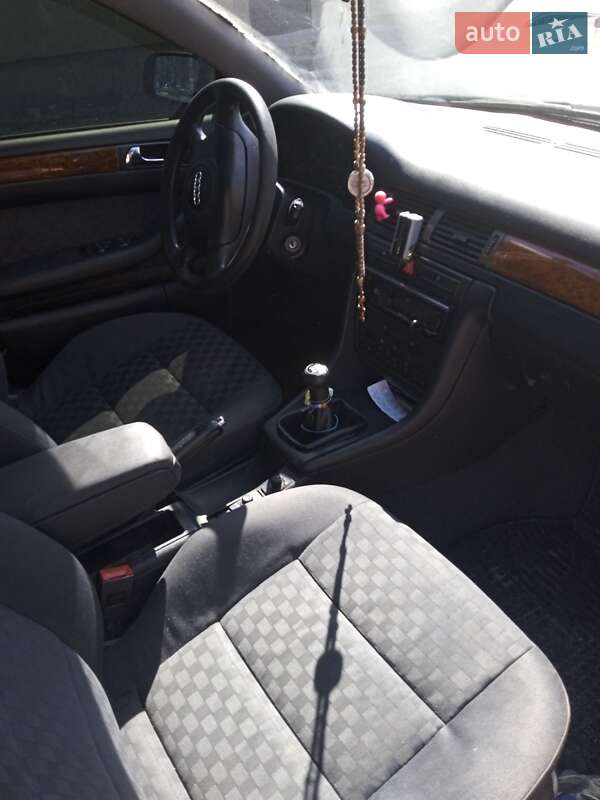 Audi A6 2000