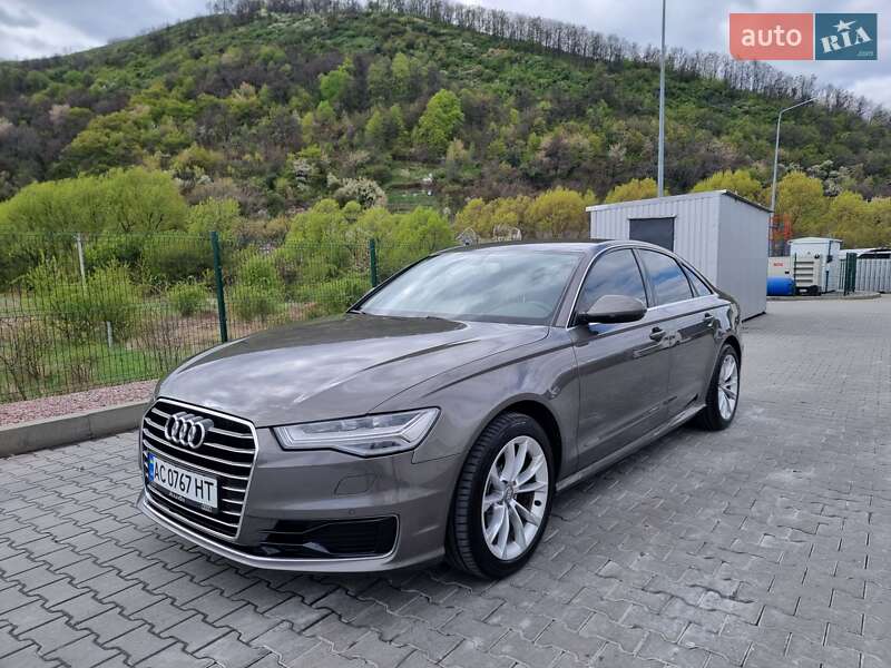Седан Audi A6 2015 в 