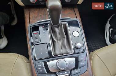Седан Audi A6 2015 в 