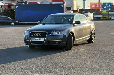 Седан Audi A6 2004 в 