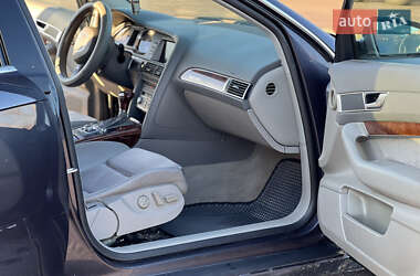 Седан Audi A6 2004 в 