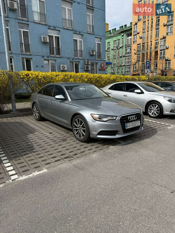 Седан Audi A6 2014 в Киеве