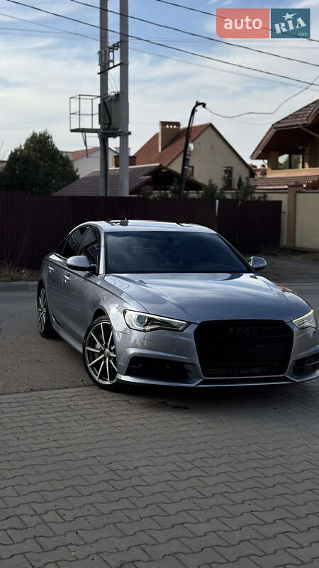 Седан Audi A6 2016 в 