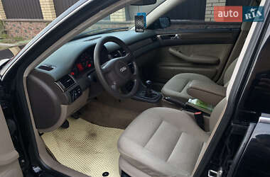 Седан Audi A6 2000 в 