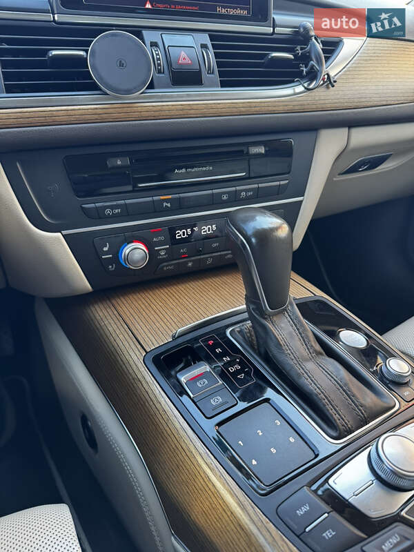 Седан Audi A6 2014 в Кременчуге