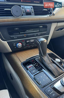 Седан Audi A6 2014 в 