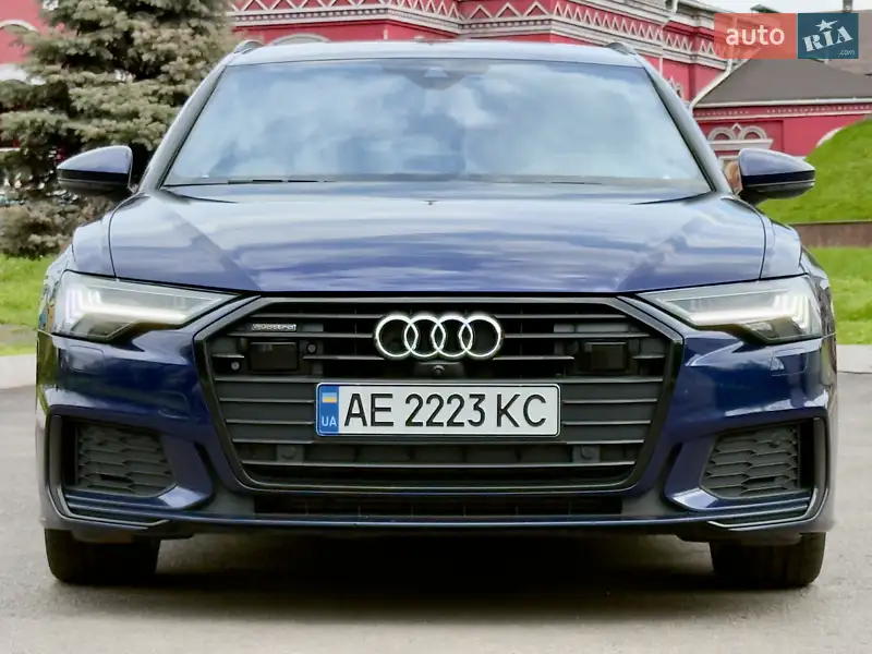 Универсал Audi A6 2019 в 