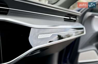 Универсал Audi A6 2019 в 