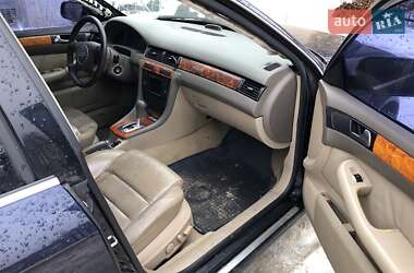 Седан Audi A6 2002 в 