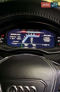 Седан Audi A6 2018 в 