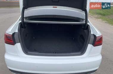 Седан Audi A6 2016 в 