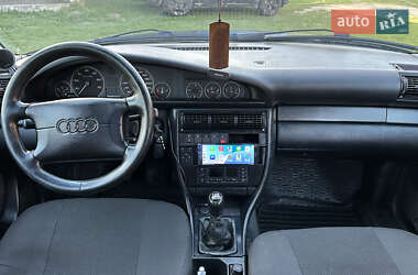 Седан Audi A6 1996 в 