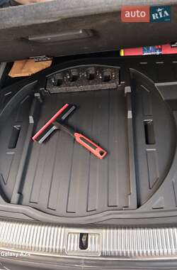 Универсал Audi A6 2011 в 