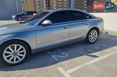 Седан Audi A6 2013 в 