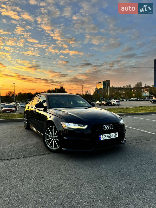 Седан Audi A6 2015 в 