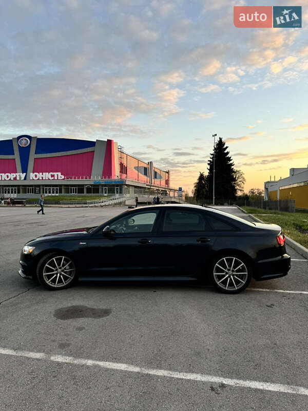 Седан Audi A6 2015 в Запорожье