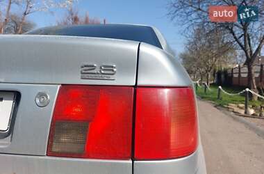 Седан Audi A6 1996 в 