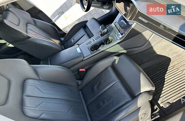 Седан Audi A6 2018 в 