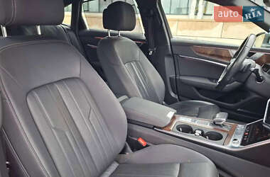 Седан Audi A6 2018 в 