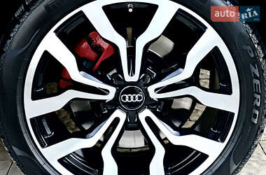 Седан Audi A6 2015 в 