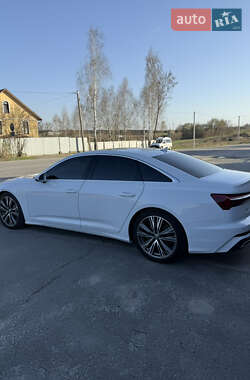 Седан Audi A6 2018 в 
