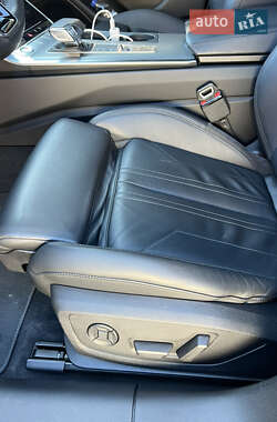 Седан Audi A6 2020 в 