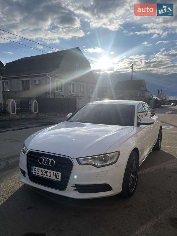 Седан Audi A6 2011 в Первомайске