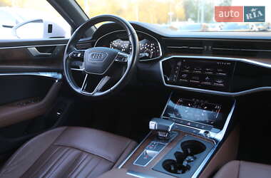 Седан Audi A6 2022 в 