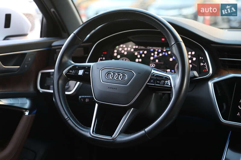 Седан Audi A6 2022 в Харькове