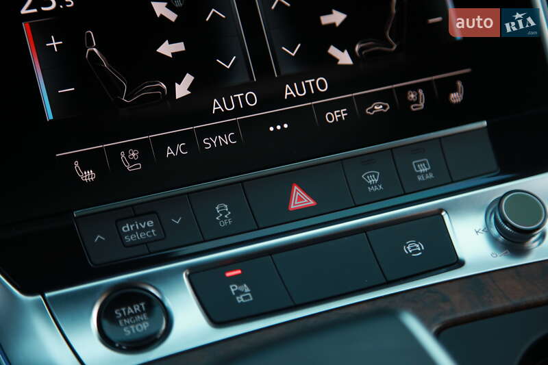 Седан Audi A6 2022 в Харькове