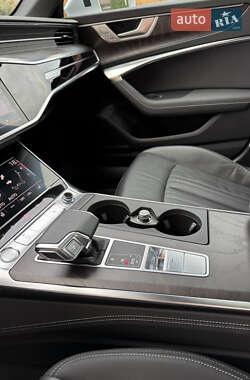 Седан Audi A6 2019 в 