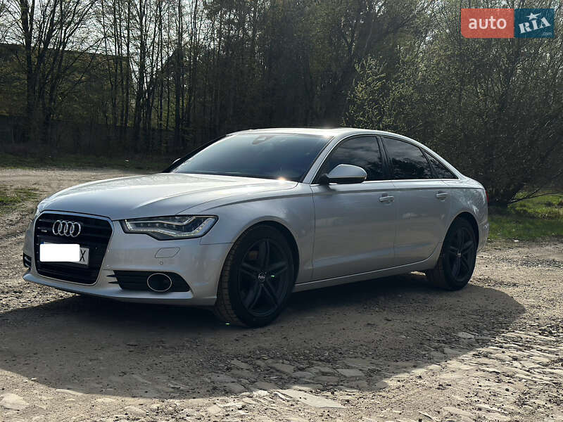 Седан Audi A6 2013 в Черновцах