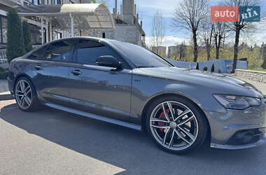 Седан Audi A6 2015 в 