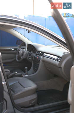 Универсал Audi A6 2004 в 
