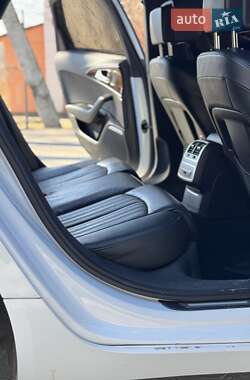 Седан Audi A6 2013 в 